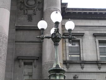 大阪府立中之島図書館2